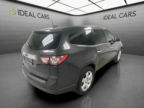 Tungsten Metallic 2016 Chevrolet Traverse 1LT
