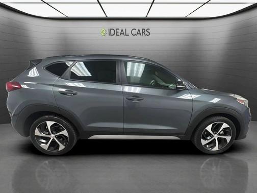 Coliseum Gray 2018 Hyundai TUCSON Value