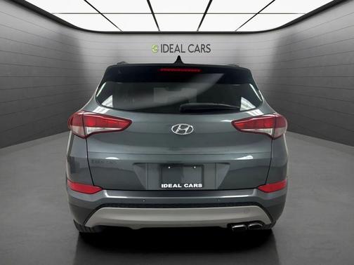 Coliseum Gray 2018 Hyundai TUCSON Value