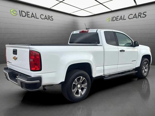 Summit White 2017 Chevrolet Colorado WT