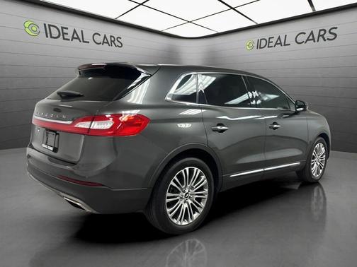 Magnetic Gray Metallic 2017 Lincoln MKX Reserve