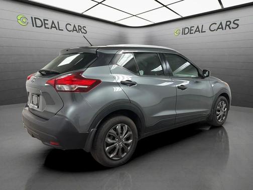 Gun Metallic 2019 Nissan Kicks S
