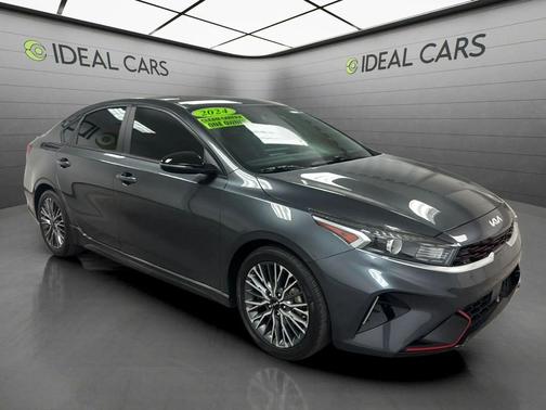 Gravity Gray 2024 Kia Forte GT-Line