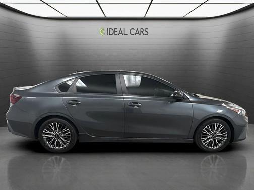 Gravity Gray 2024 Kia Forte GT-Line