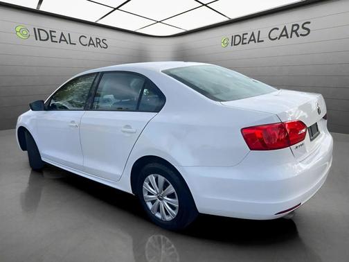 White Gold Metallic 2012 Volkswagen Jetta S