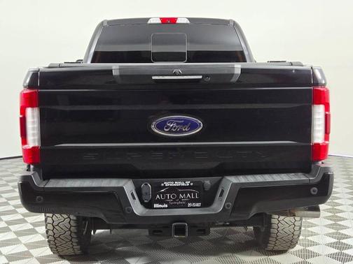 Black 2019 Ford F-250 Lariat