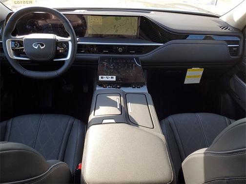 2025 INFINITI QX80 SENSORY AWD