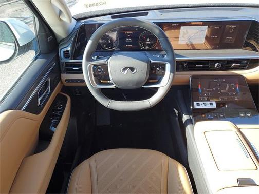 2025 INFINITI QX80 Luxe