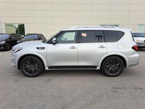 2023 INFINITI QX80 SENSORY AWD