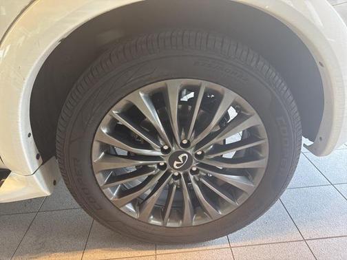 2022 INFINITI QX80 PREMIUM SELECT AWD