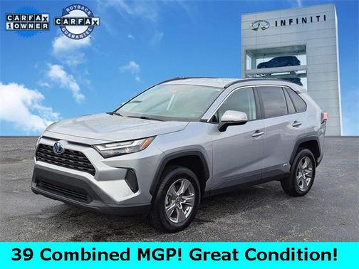 2022 Toyota RAV4 Hybrid XLE
