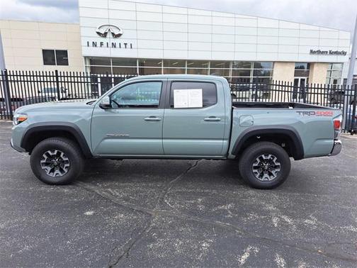 2023 Toyota Tacoma TRD Off-Road