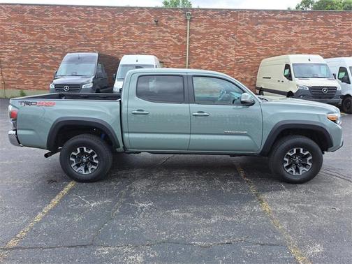 2023 Toyota Tacoma TRD Off-Road