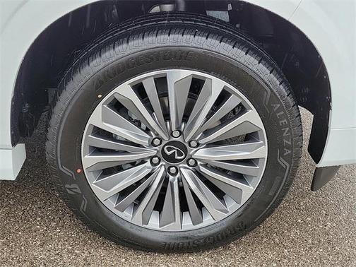 2025 INFINITI QX80 SENSORY AWD