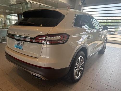 2021 Lincoln Nautilus Standard