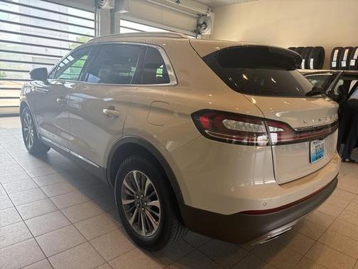 2021 Lincoln Nautilus Standard