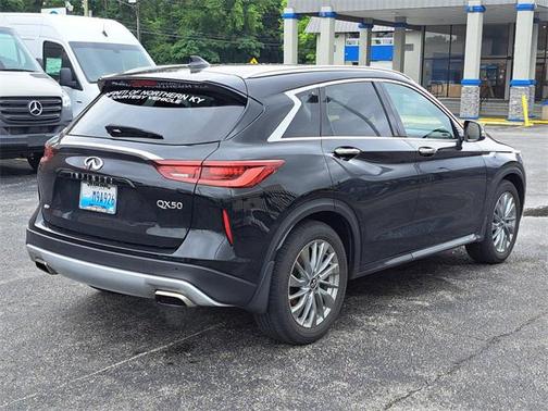 2024 INFINITI QX50 LUXE AWD