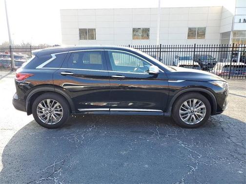 2024 INFINITI QX50 LUXE AWD
