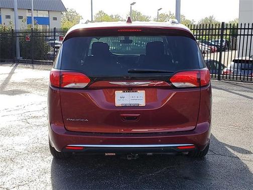 2020 Chrysler Pacifica Touring-L Plus