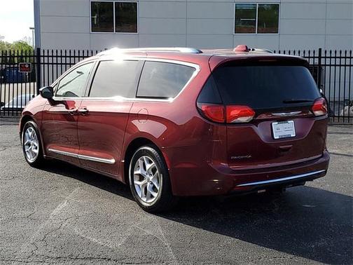 2020 Chrysler Pacifica Touring-L Plus