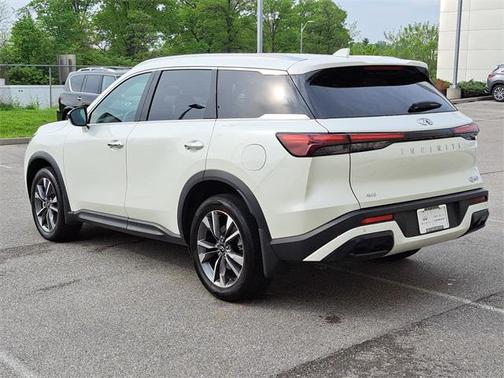 2024 INFINITI QX60 Luxe