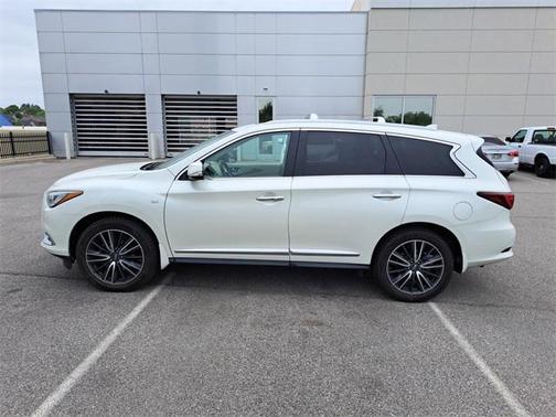 2016 INFINITI QX60 Base
