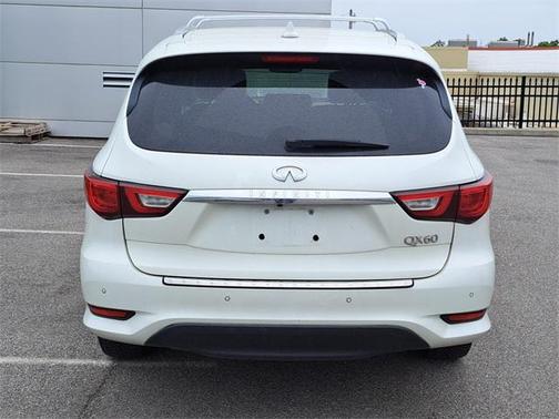 2016 INFINITI QX60 Base