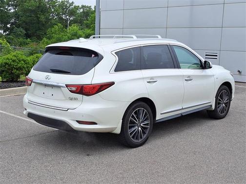 2016 INFINITI QX60 Base