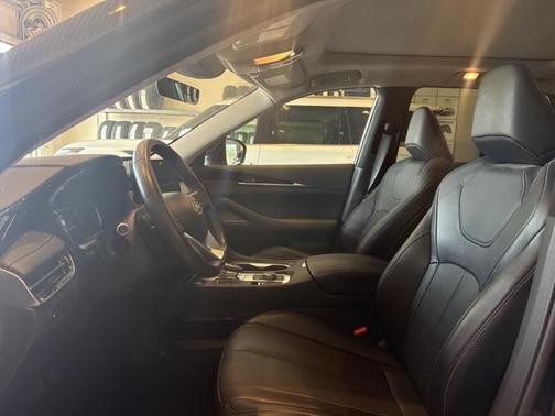 2023 INFINITI QX60 Pure