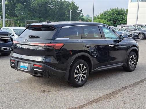 2023 INFINITI QX60 Pure