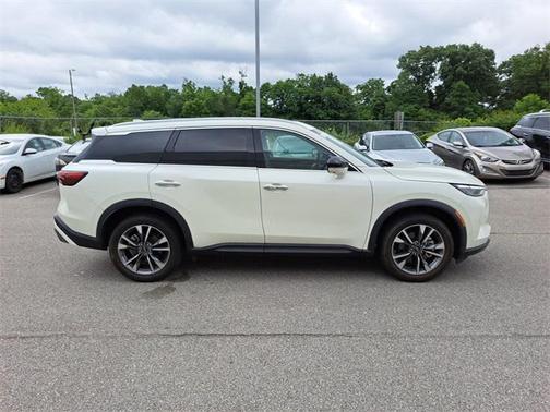 2022 INFINITI QX60 Luxe