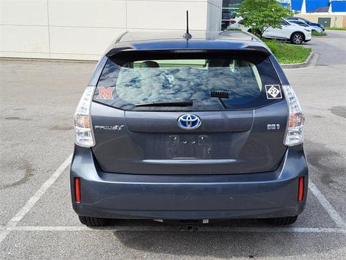 2012 Toyota Prius v Five