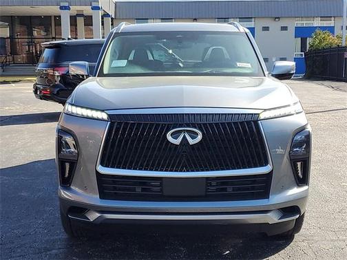 2025 INFINITI QX80 SENSORY AWD