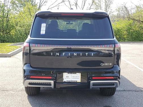2025 INFINITI QX80 PURE AWD