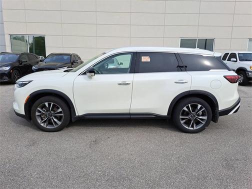 2024 INFINITI QX60 Luxe