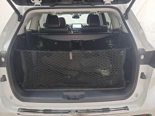 2024 Toyota Highlander Platinum