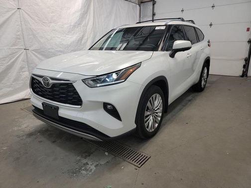 2024 Toyota Highlander Platinum