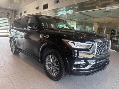 2021 INFINITI QX80 Luxe