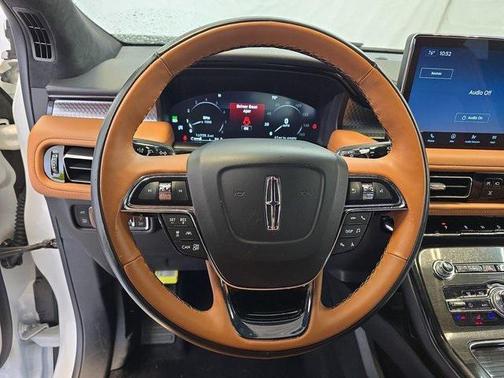 2023 Lincoln Nautilus Black Label