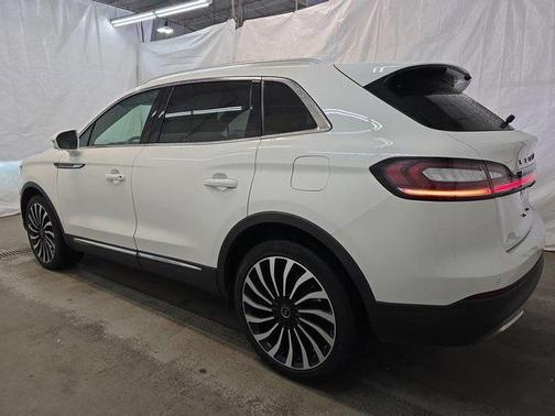 2023 Lincoln Nautilus Black Label