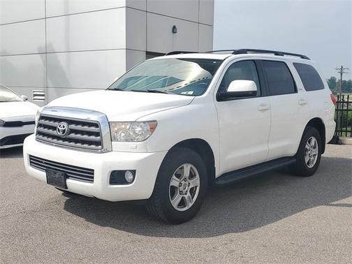 2015 Toyota Sequoia SR5