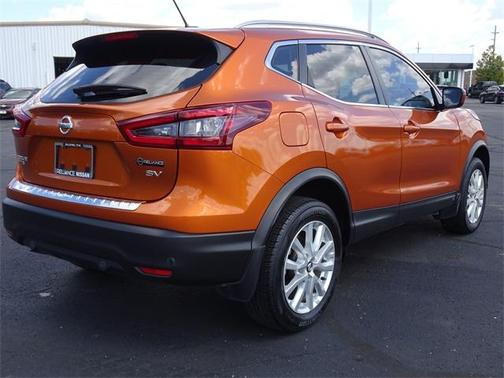 2022 Nissan Rogue Sport SV