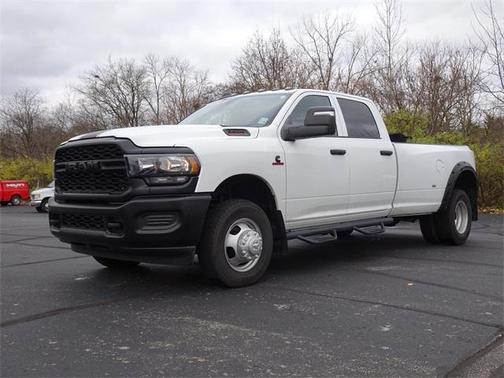2024 RAM 3500 Tradesman