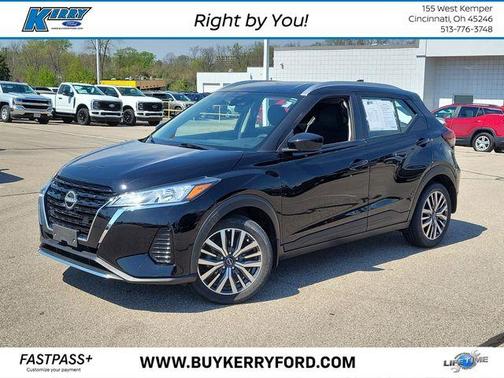 2023 Nissan Kicks SV