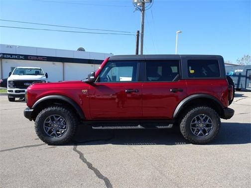 2025 Ford Bronco Badlands