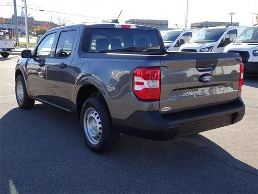 2025 Ford Maverick XL