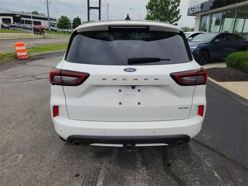 2023 Ford Escape ST-Line Elite