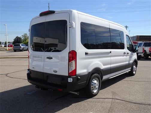 2025 Ford Transit-350