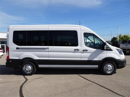 2025 Ford Transit-350