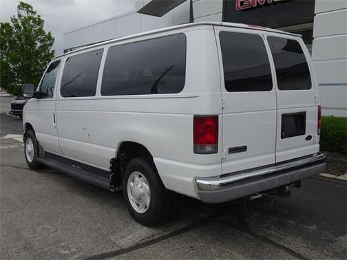 2006 Ford E350 Super Duty XLT